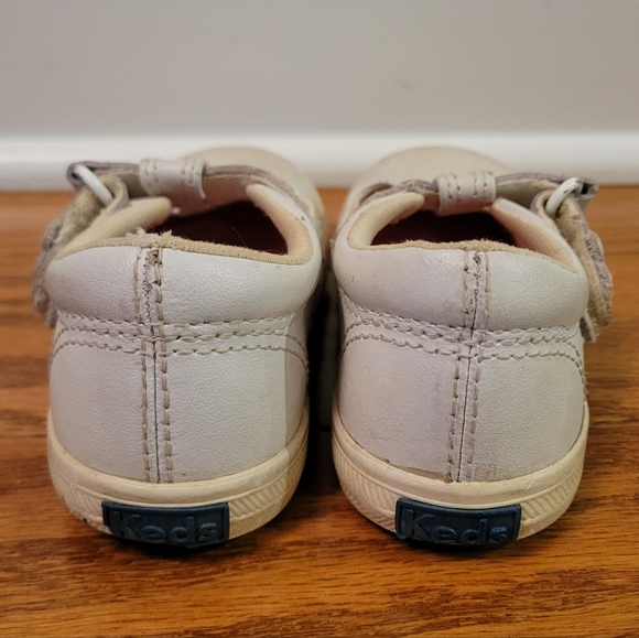 Keds Girls Daphne T-Strap Mary Jane Shoes Hook Loop White Leather Toddler Sz 7 - Picture 5 of 10